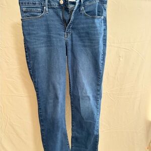 Signature Levis Totally Shaping Straight Denim Jeans - Classic Straight Fit